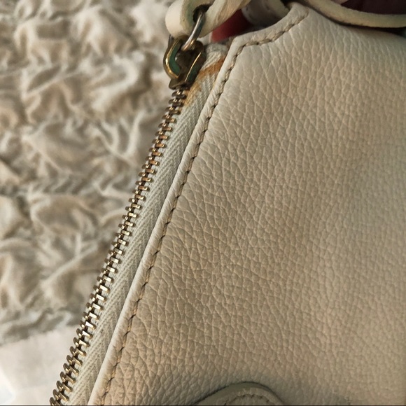 Vintage Dooney & Bourke White leather tote - Picture 5 of 12